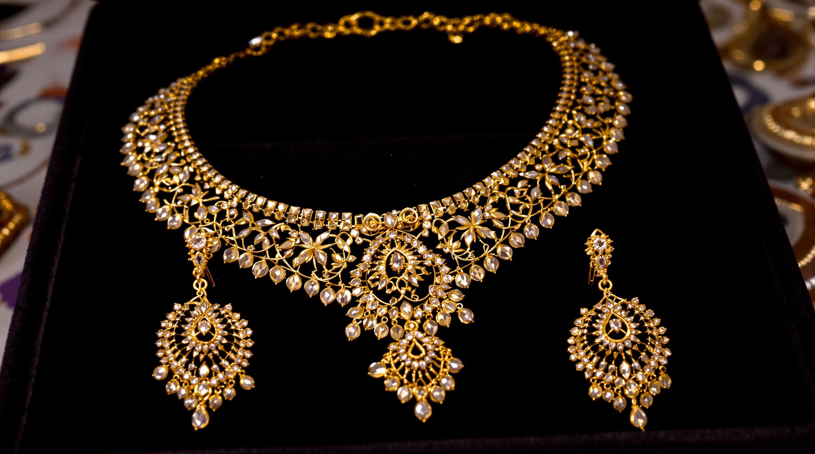 Collection bijoux or et diamants — Bijouterie Mohan Var
